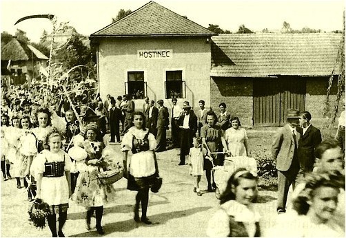 dozinkovy-pruvod-1946.jpg